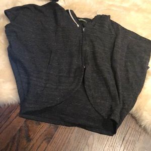 Short sleeve sweatshirt